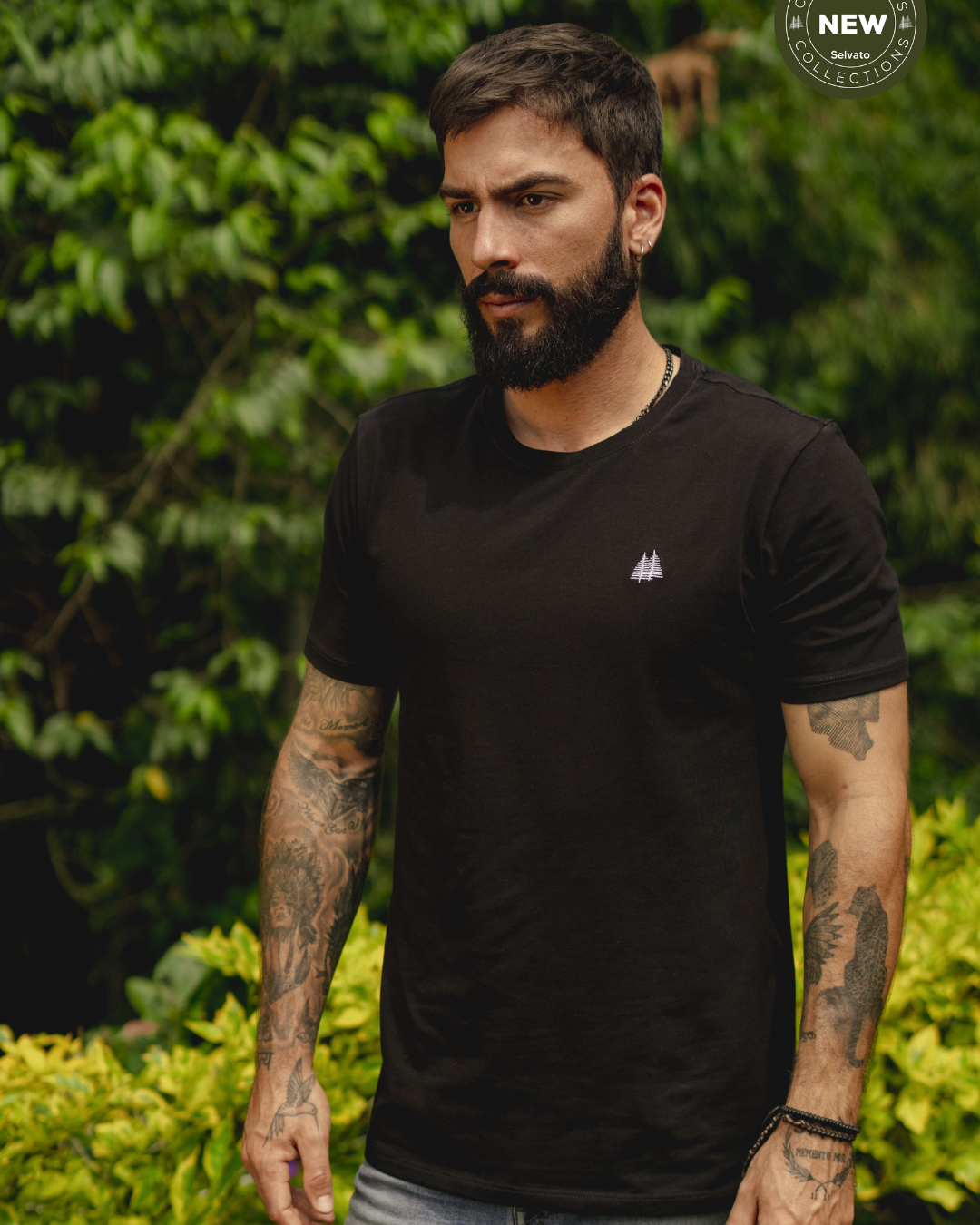 Camiseta Cuello Redondo Negra